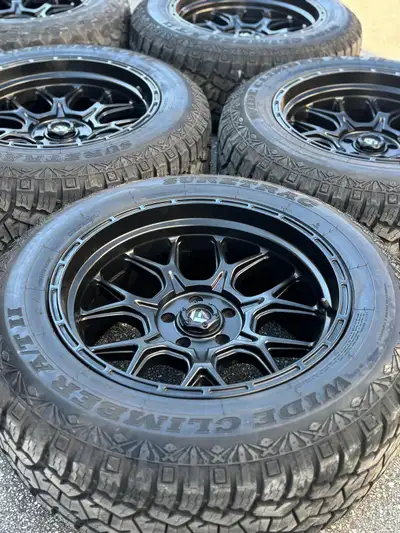 5 Almost NEW 20” Fuel Tech(5x127)+ 275/60/R20 A/T–JEEPWrangler/Gladiator Set of FIVE Almost NEW 20”x...