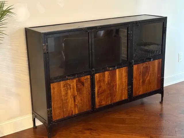 Industrial Style Cabinet / Sideboard – Excellent Condition in Hutches & Display Cabinets in Oakville / Halton Region - Image 2
