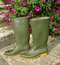 Wellington/Muck Boots - Made in Italy - Size 10 (Euro 44)