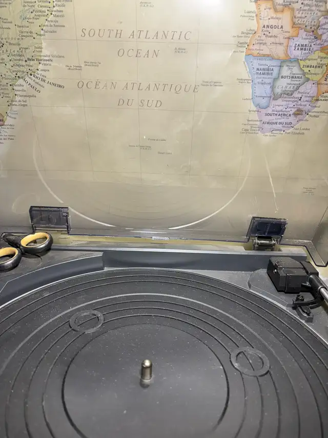 Nexxtech LAB-1100 Turntable in Stereo Systems & Home Theatre in Edmonton - Image 6