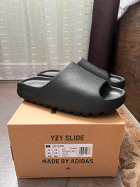 Yeezy Slide Dark Onyx Mens Size 11 Authentic
