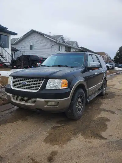 Got a 2003 ford expedition. Asking 3000 obo