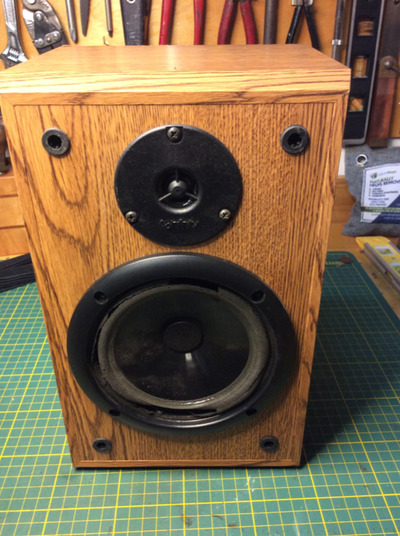 Infinity Reference E-L Bookshelf Speaker for Parts, View more