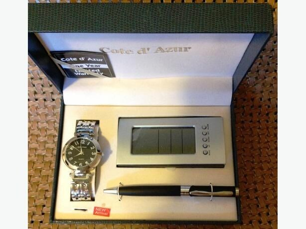 A Watch/Alarm Clock/Pen Set in Jewellery & Watches in Chilliwack