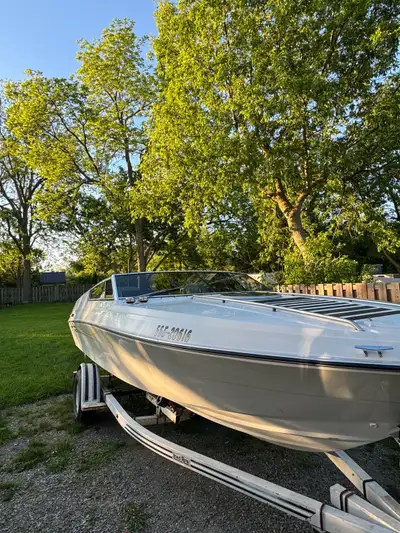 Selling our 1990 Four Winns Liberator 201 Performance Race Boat reason for selling is we don’t reall...