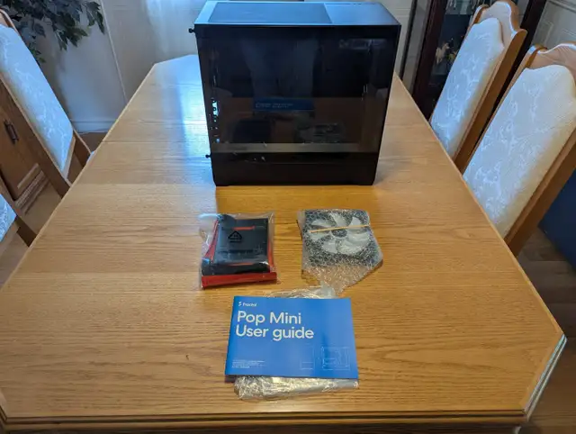 Fractal Design Pop Mini Air in System Components in Norfolk County - Image 2
