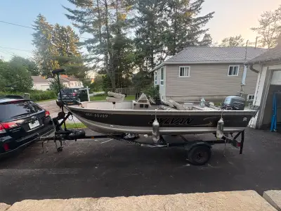 Selling my great condition 15ft 1999 sylvan 1500 explorer, Johnson 35HP engine, power trim/tilt, liv...