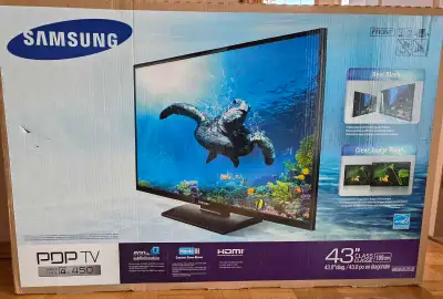 sumsung TV 43" in a box, View more