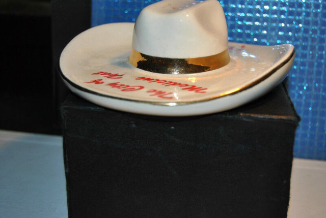 Vintage HYCROFT Ceramic Cowboy Hat in Arts & Collectibles in Vancouver