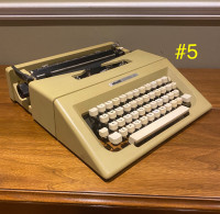 OLIVETTI Portable Typewriter- Lettera 25 -Vintage 1975