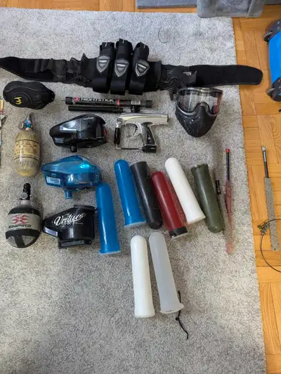 Paintball gearbag sale. 500obo What you see is what you get. Don't know about hydro on the tanks Sho...