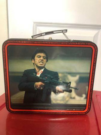 RARE-LIMITED COLLECTOR'S EDITION "SCARFACE" -"THE WORLD IS YOURS