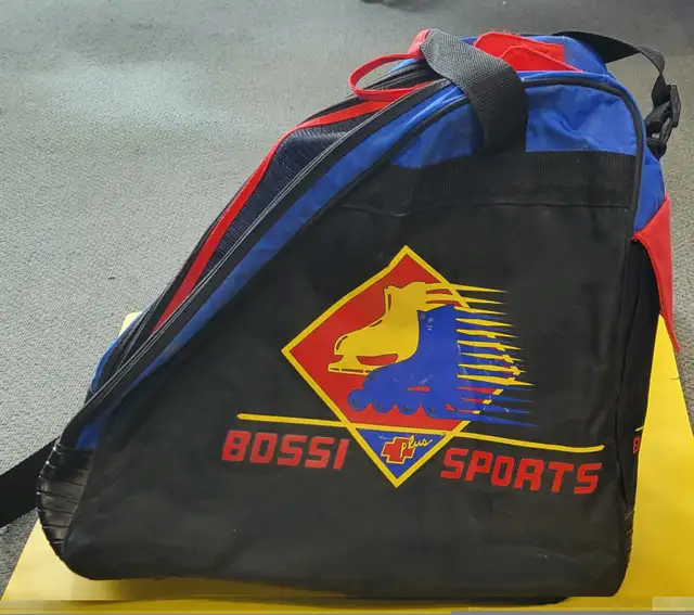 Bossi + Sports Ice Skate/Rollerblade/Rollerskate Storage Bag in Skates & Blades in Windsor Region - Image 3