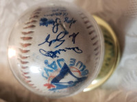 Genuine 1993 World Champion Toronto Blue Jays -Signed Baseball