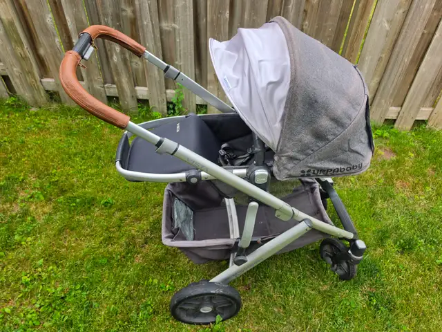 Uppababy Vista stroller in Strollers, Carriers & Car Seats in City of Toronto - Image 6