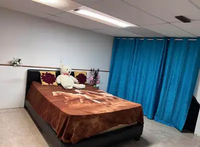 Private room for rent (maples) basement. Sharing kitchen and bathroom. Walking distance to Punjab sw...