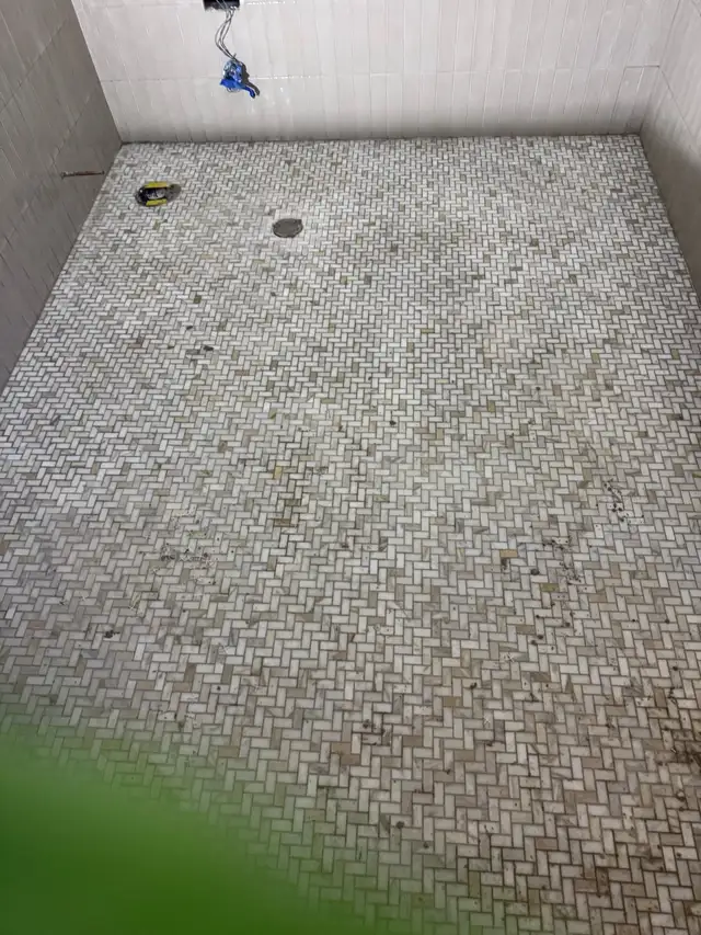 Experienced Tile Setter583293912325171205