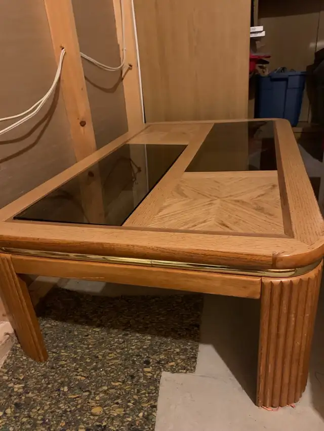 Wooden and glass coffee table.  in Coffee Tables in Ottawa - Image 2