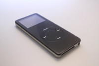 Apple iPod Nano   1st   Generation Like New