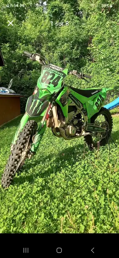 2020 kawasaki kx 450 4 temps Starter électrique. Compteur d'heure à été réinitialiser. Je la vend ca...