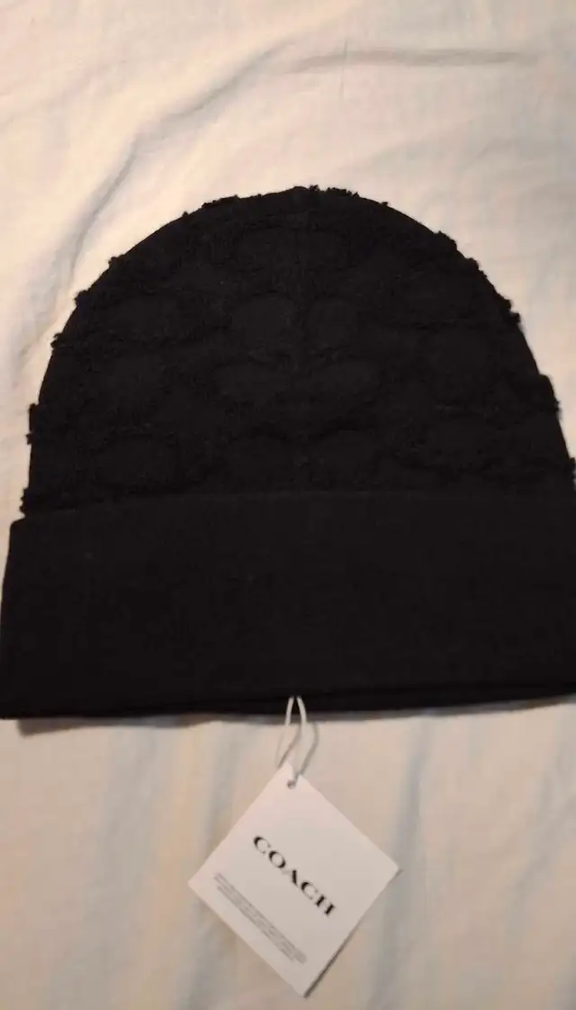 *Brand New* Coach Terry C Logo Knit Wool Beanie