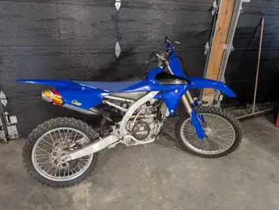 2014 yz450f in MINT condition treated very well, only rode it around the acreage never seen a motocr...