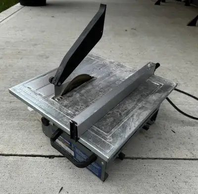 7 inch Tile Saw by King Canada. Used once for kitchen project. Works great. See pics for specs.