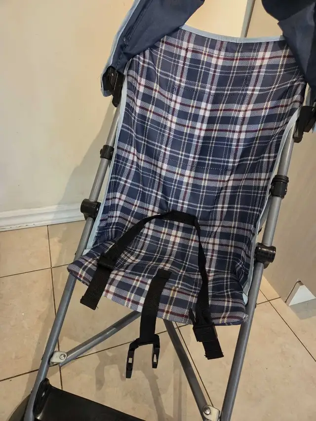 Cosco Kids Stroller in Strollers, Carriers & Car Seats in City of Toronto - Image 5