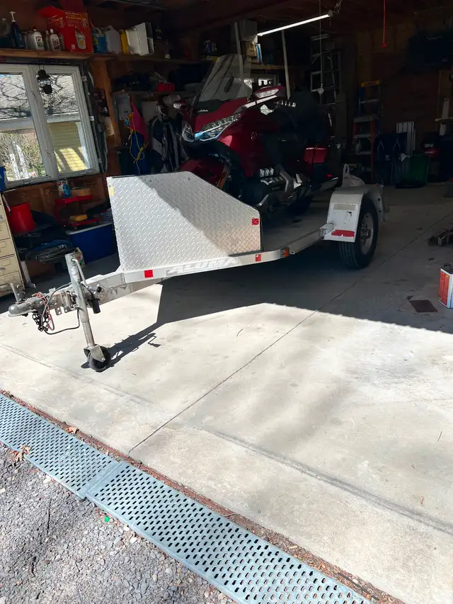 ALUMINUM MOTORCYCLE TRAILER in Other in Belleville - Image 8