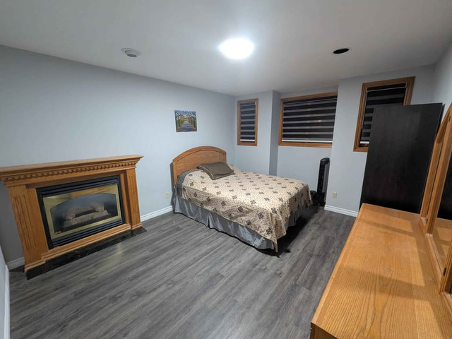 Private room for rent- FURNISHED - Huron Church Rd in Room Rentals & Roommates in Windsor Region - Image 2