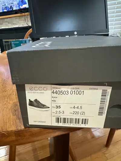 New Ecco Soft 8 Ladies Black Sneakers EU 35 / US 4-4.5, View more