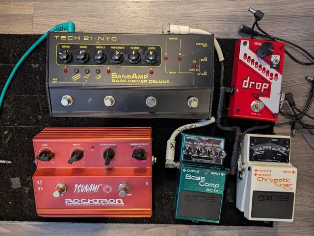 Bass / Guitar Pedals in Amps & Pedals in Guelph - Image 2