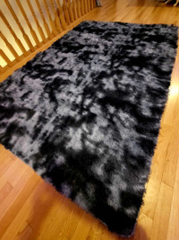 Nice new carpet. 