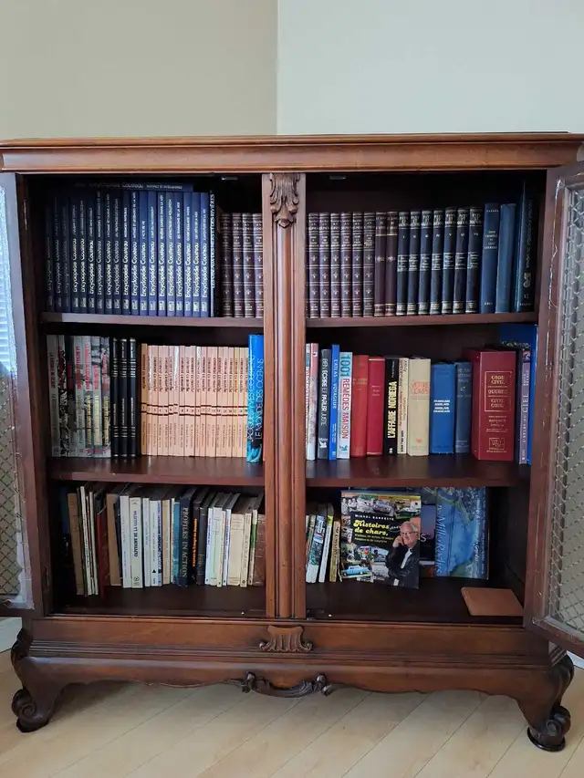 amateurs d'antiquités et de livres  in Bookcases & Shelving Units in Longueuil / South Shore - Image 3