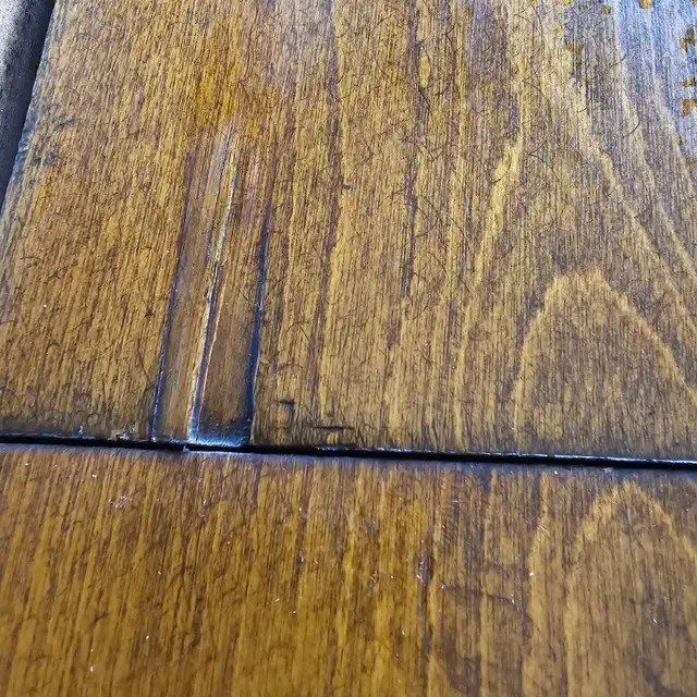 Vintage Expandable Dining Table-Console Size When Closed  in Dining Tables & Sets in Edmonton - Image 9