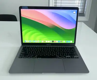 MINT APPLE 2020 MACBOOK AIR / 1.6GHz i5 / 16GB RAM / 500GB SSD, View more