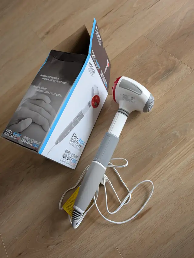 Homedics Full Body Massager with Heat in Health & Special Needs in Calgary - Image 5