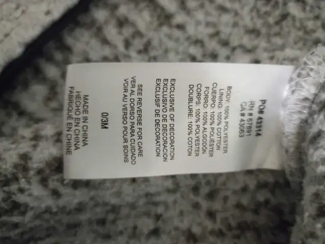 Winnipeg Jets kids clothes in Kids & Youth in Winnipeg - Image 6