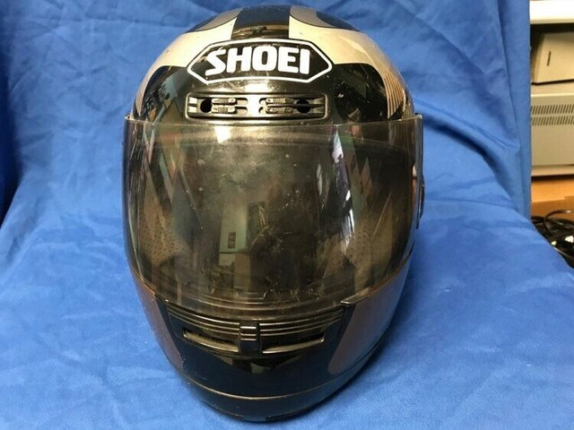 AS IS Used Shoei Motorcycle helmet Large 7-3/8 - 7-1/2 in Motorcycle Parts & Accessories in Oakville / Halton Region - Image 3