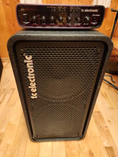 TC Electronic Bass Amp RH 450 watts Cabinet with 2 x 12" speakers Very powerful, yet compact Cabinet...