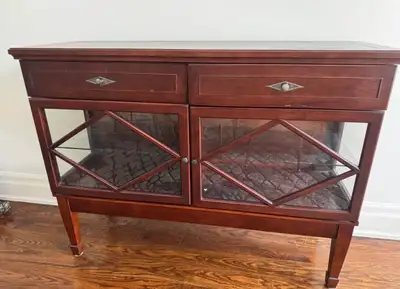 Modern side board in good condition, View more