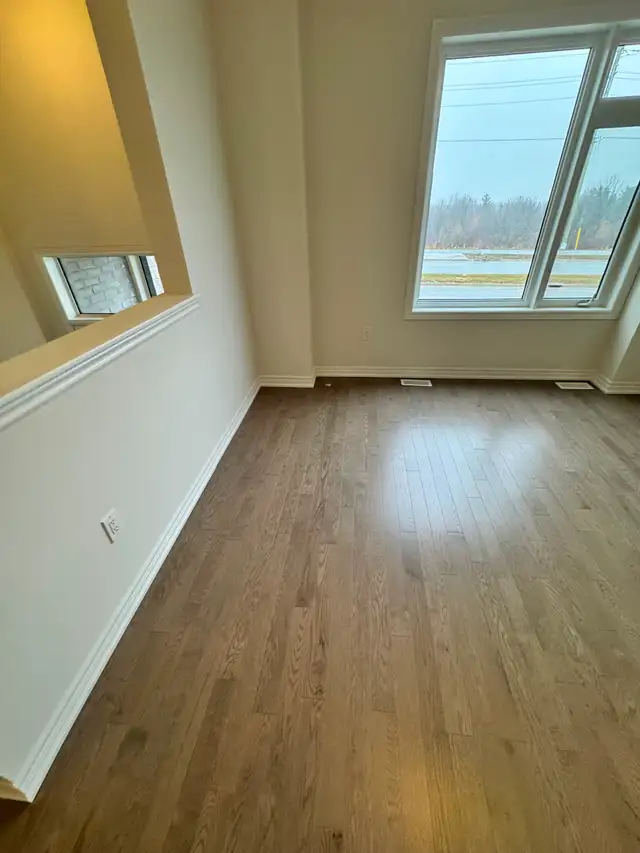 BRAND NEW TWO STOREY 1700 SQFT LUXURY Townhouse in Pickering in Long Term Rentals in Oshawa / Durham Region - Image 3