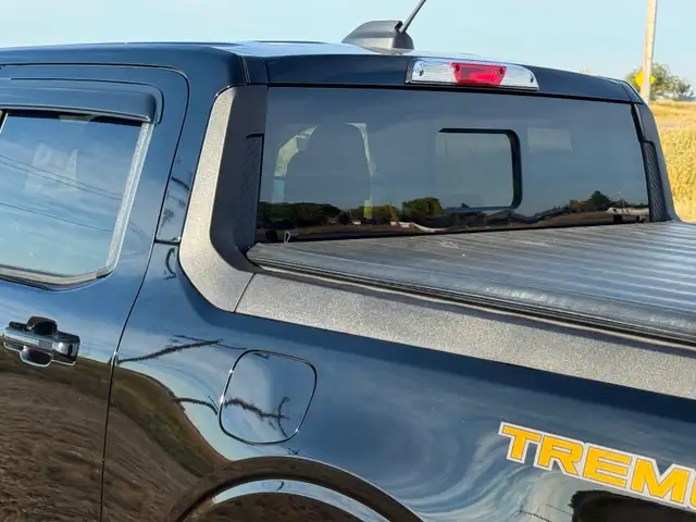 2025 Ford Maverick Tremor with low km 4x4 no GST or FEES