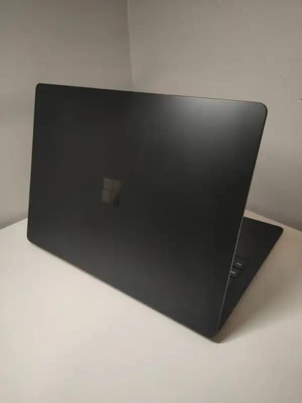Microsoft Surface Laptop 5 |  12th Gen | 16GB RAM | 256GB SSD | in Laptops in Ottawa - Image 3