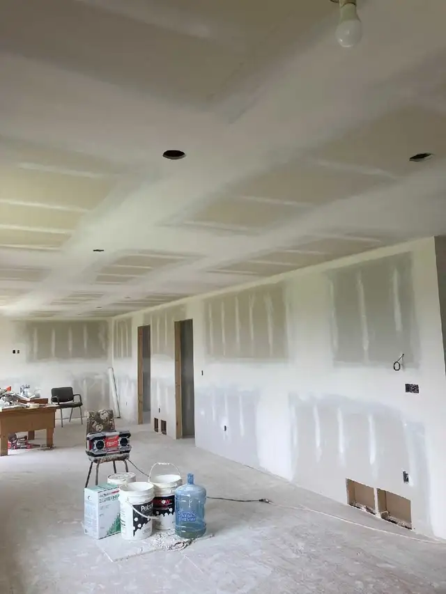 DRYWALL MUD AND TAPE520323859040839684