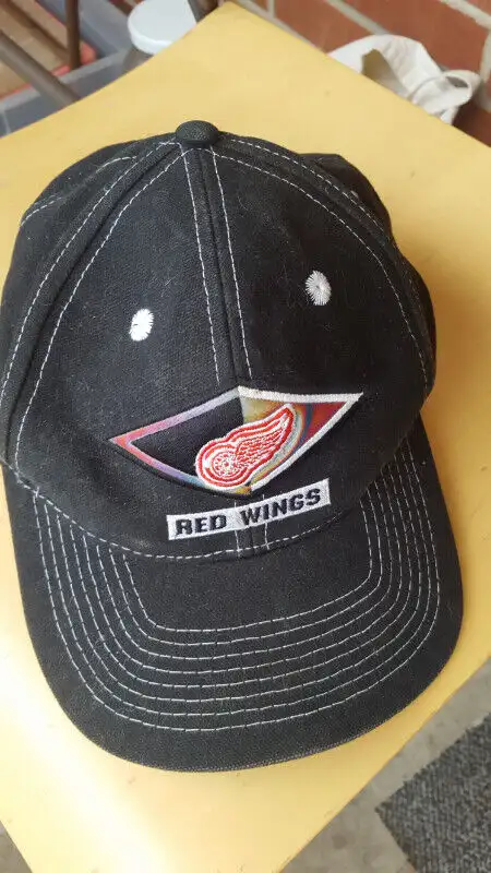 NEW Detroit Red Wings Baseball cap ($10)62864361783809123