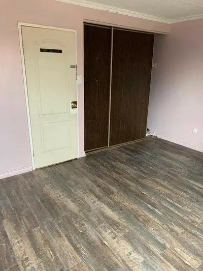 1 room near square one Mississauga for girl only, View more