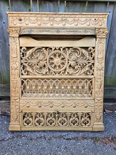 * VINTAGE ORNATE CAST IRON METAL VICTORIAN FIREPLACE PLATE COVER, View more