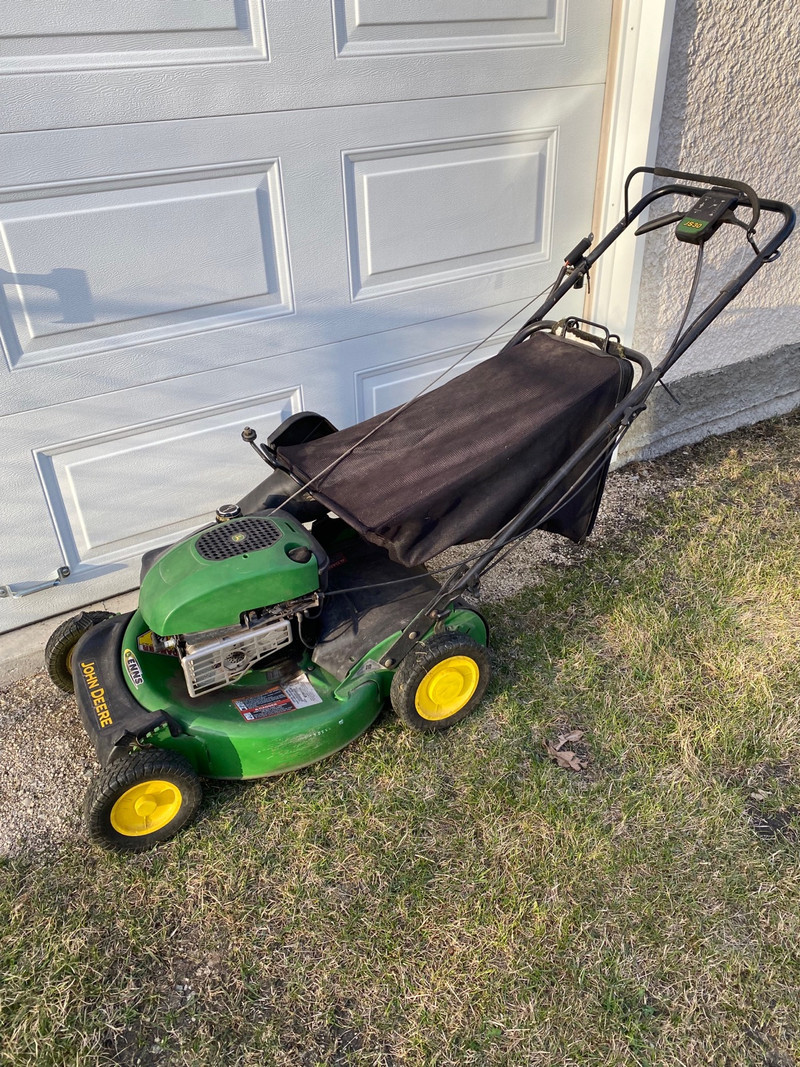 John Deere JS30 self propelled walk behind lawn mower Lawnmowers