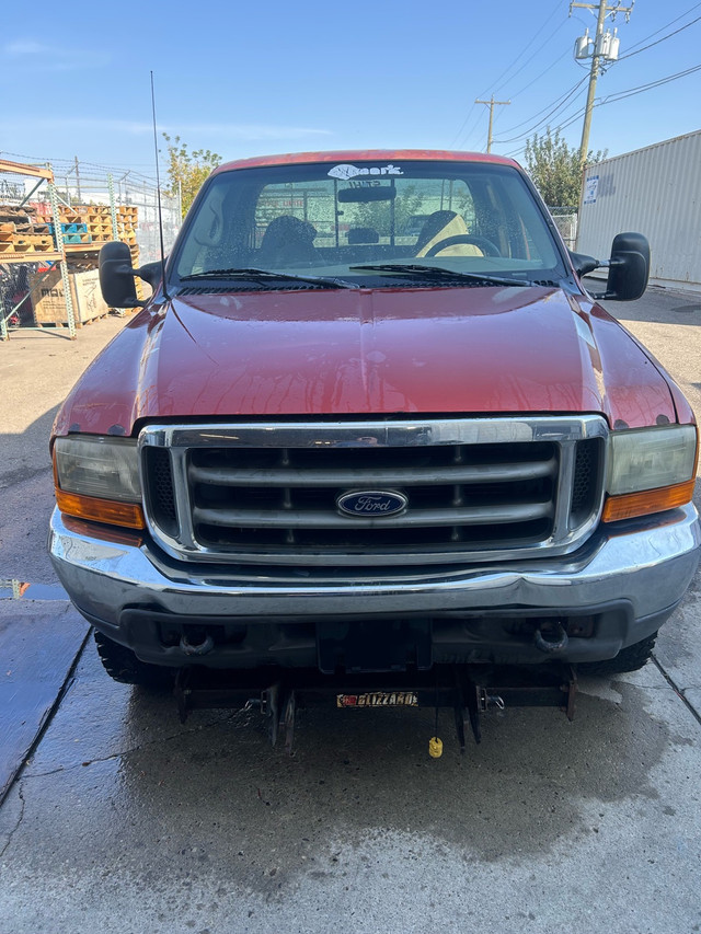 99 Ford F250 Super Duty 6.8l V10 4x4 ext cab 8’ Box  in Cars & Trucks in Calgary - Image 2